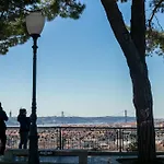 Happy Stay Lisbon - Suite With A View, Private Terrace & Ac