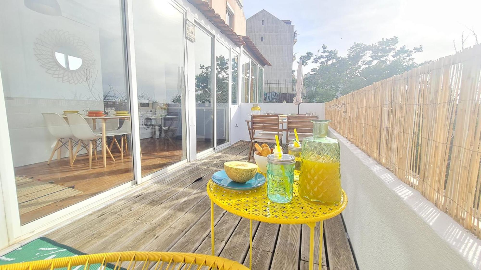 Apartamento Happy - With A View, Private Terrace & Ac